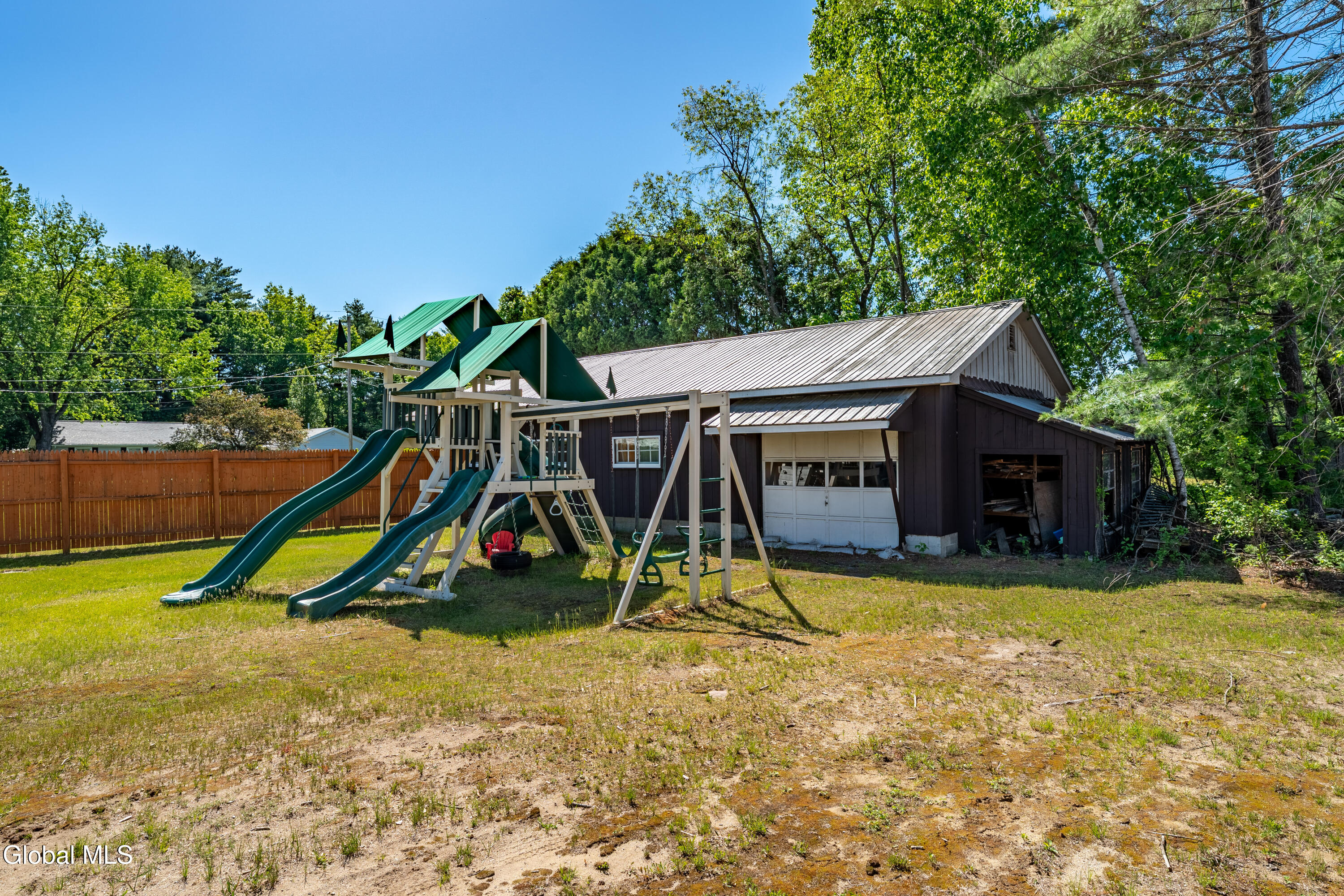 10 Merritt Road Queensbury NY 12804