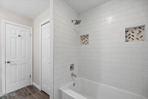 15 Hopeful Lane Wilton NY 12831