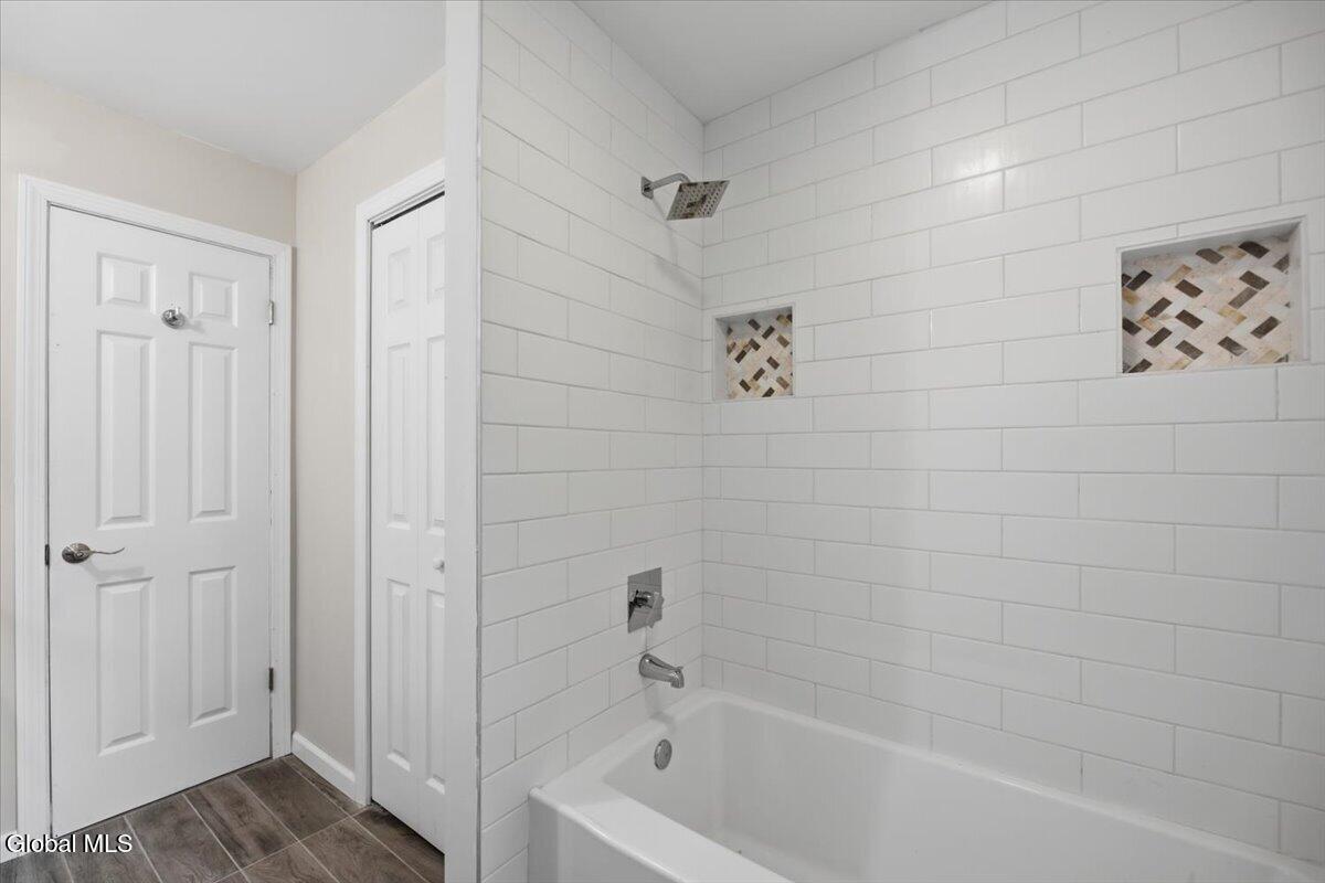 15 Hopeful Lane Wilton NY 12831