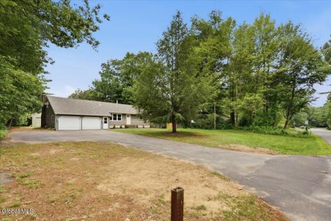 15 Hopeful Lane Wilton NY 12831