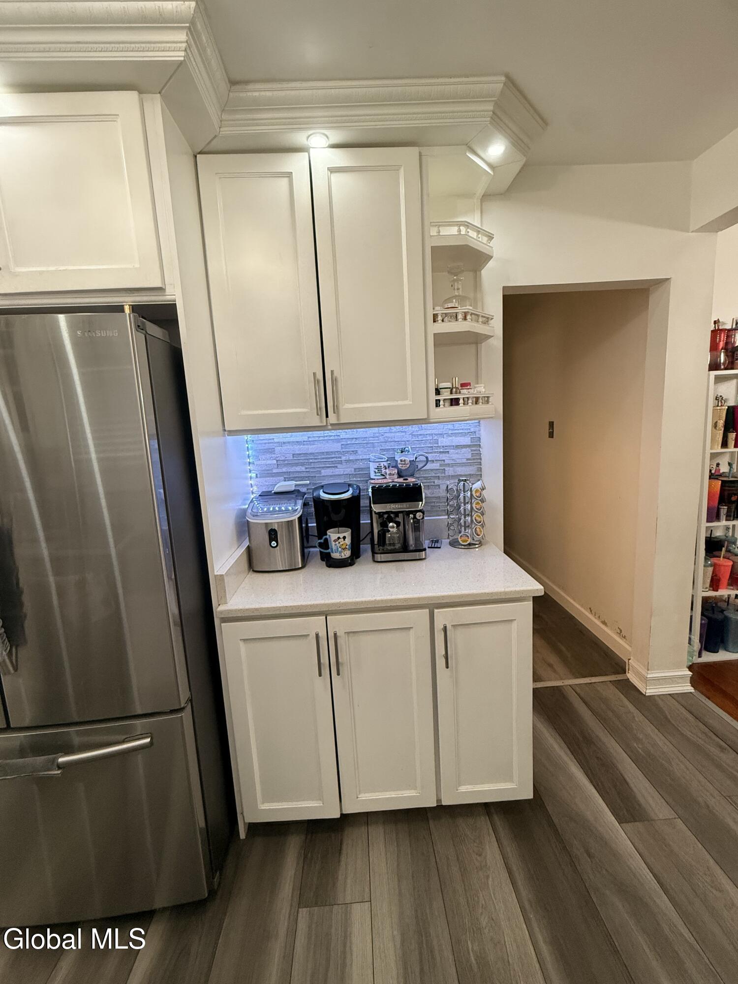 1103 Mann Avenue Rensselaer NY 12144
