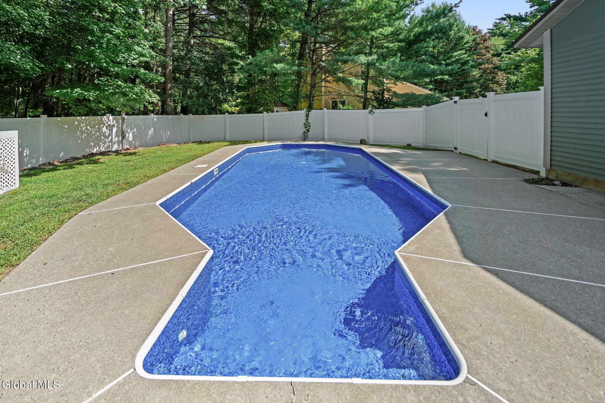 3 Woodmint Place Malta NY 12020