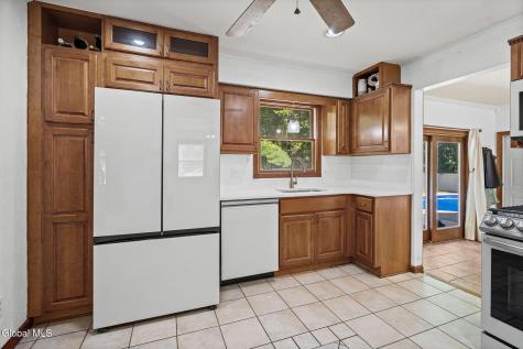 3 Woodmint Place Malta NY 12020