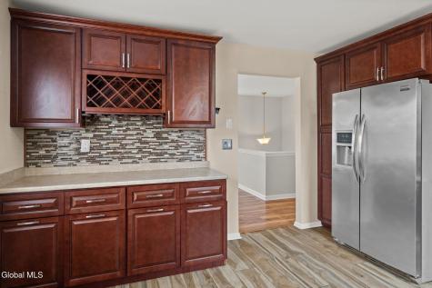 1822 Avenue B Watervliet NY 12189