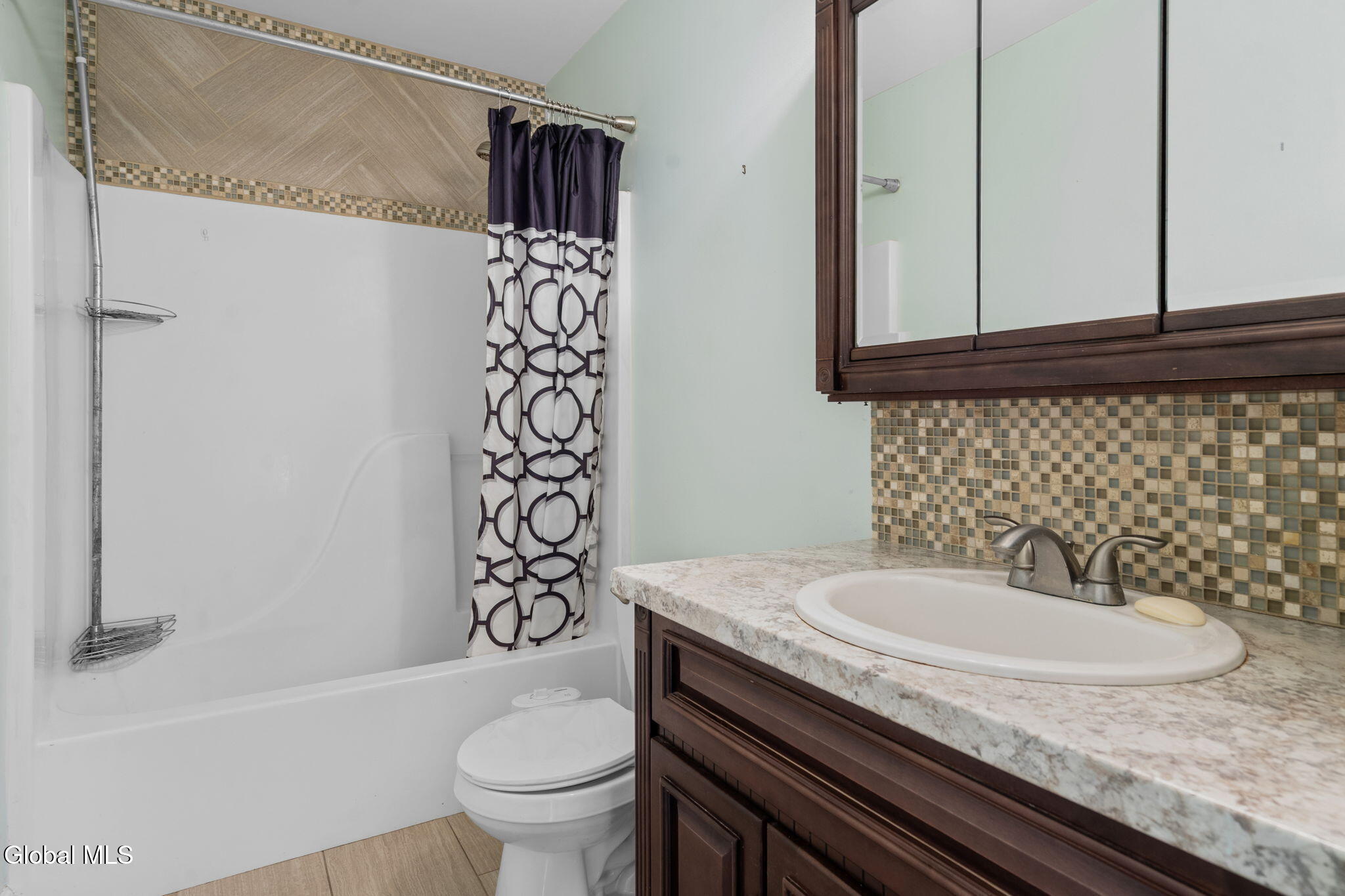 1822 Avenue B Watervliet NY 12189