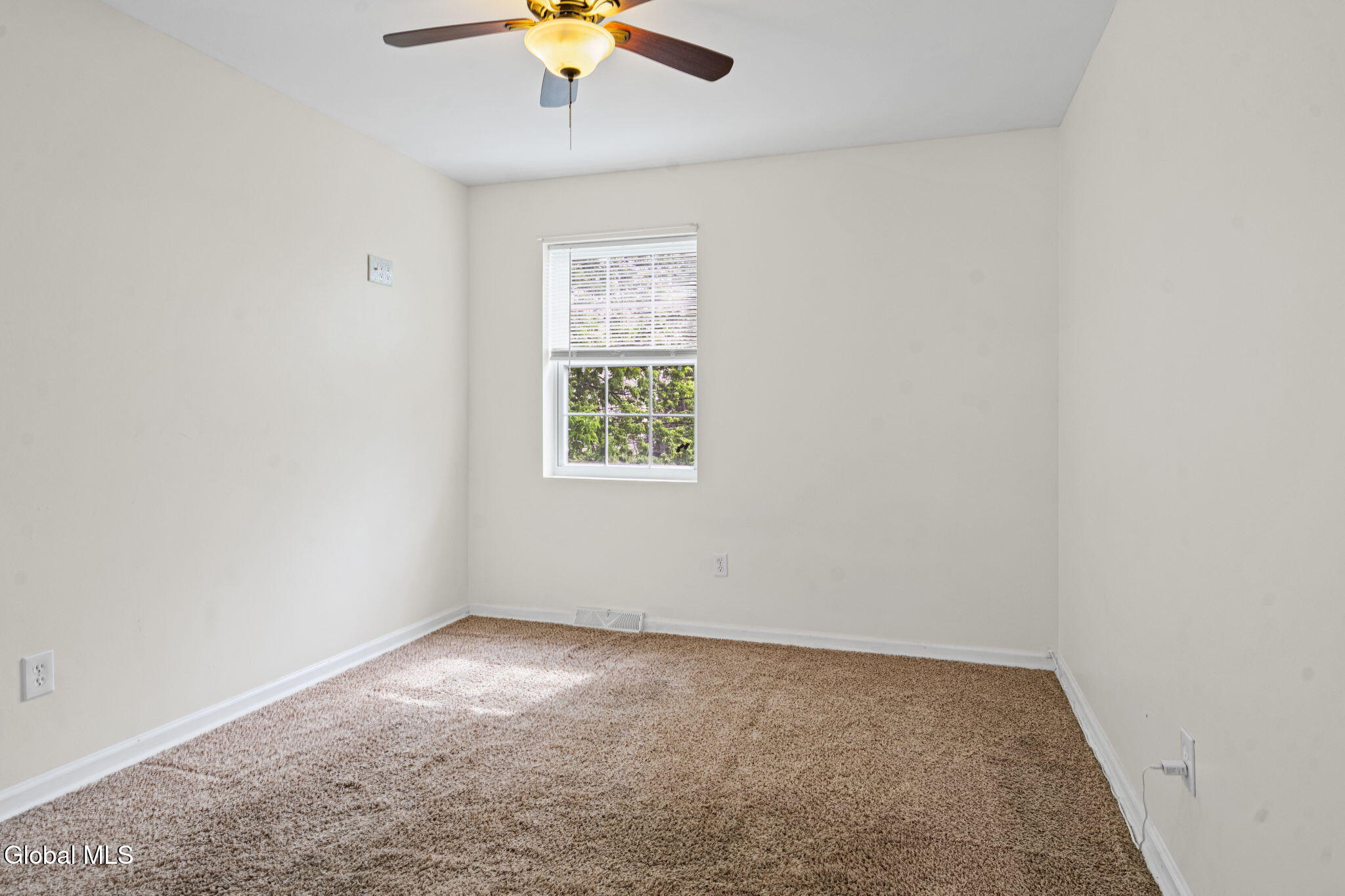 1822 Avenue B Watervliet NY 12189