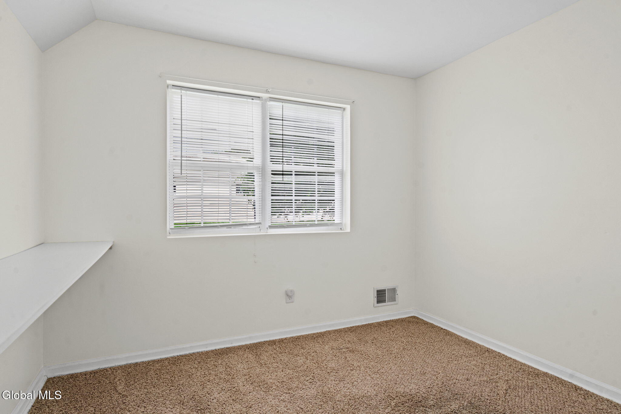 1822 Avenue B Watervliet NY 12189