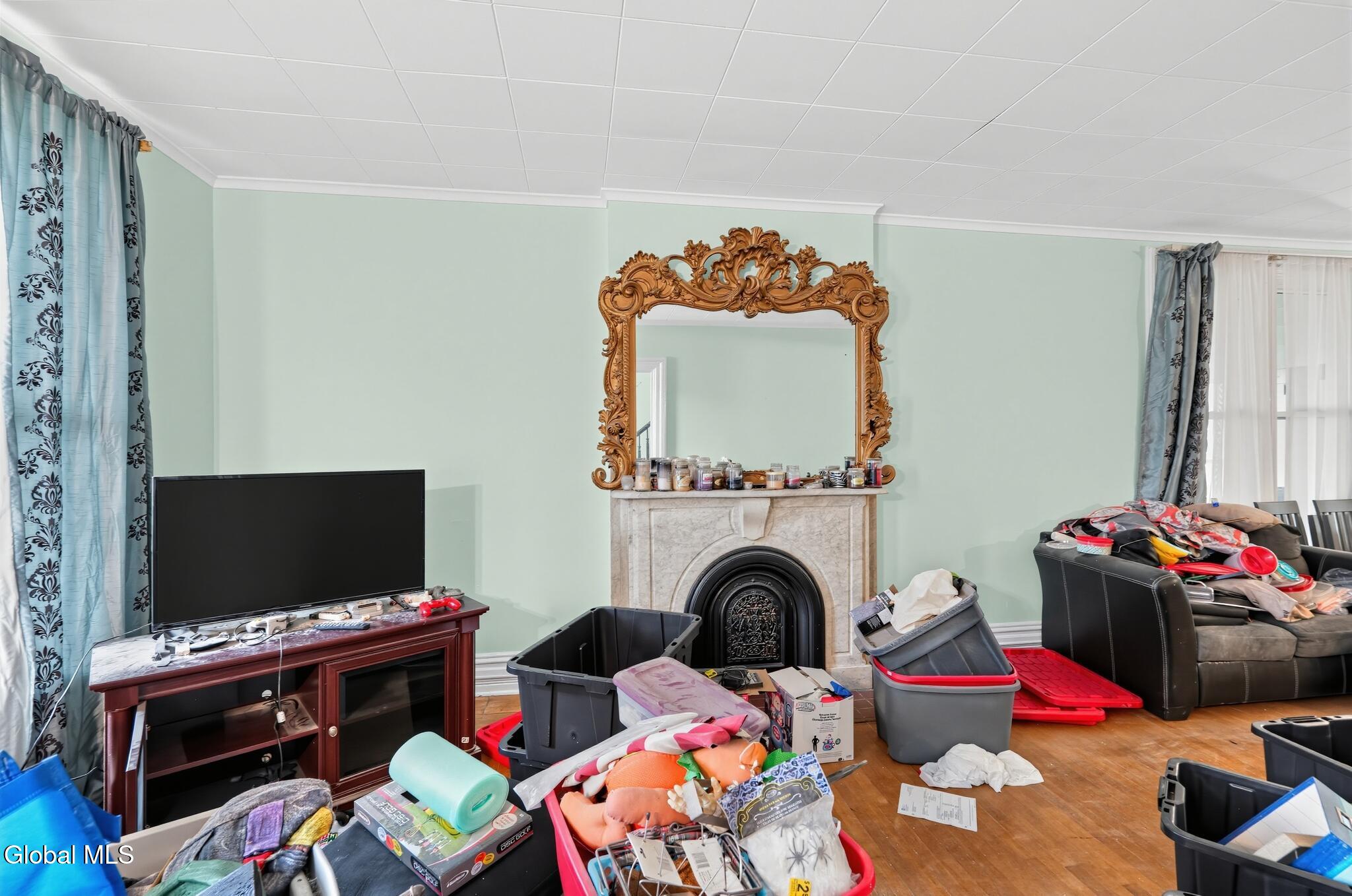 54 Saratoga Avenue Waterford NY 12188