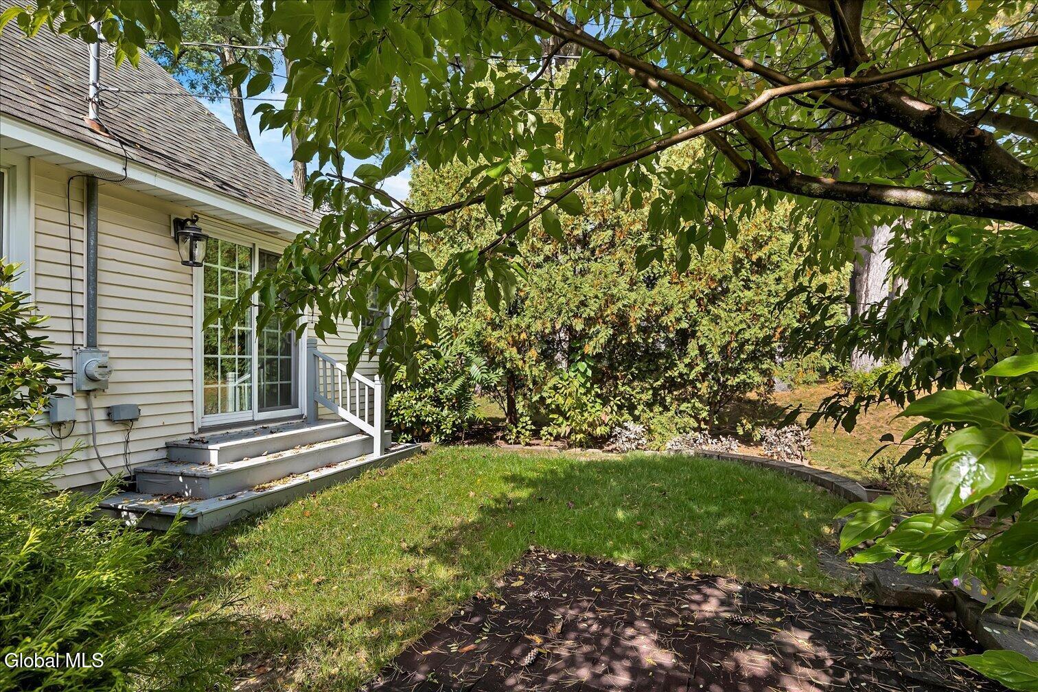 2 Patten Drive Colonie NY 12211