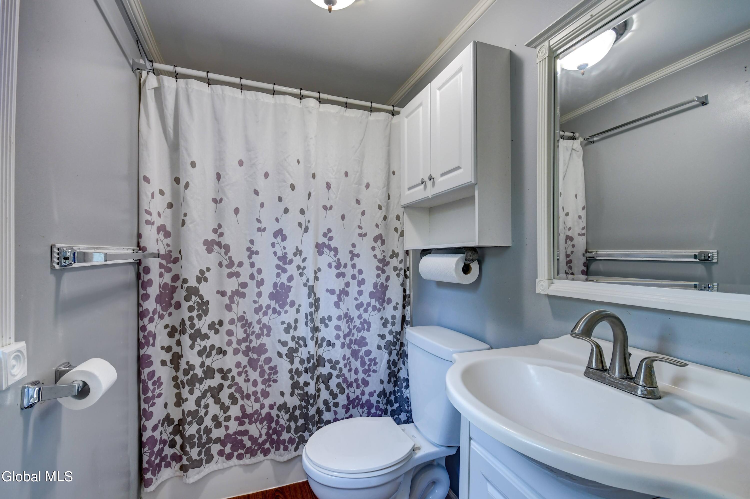 1617 7th Avenue Schenectady NY 12303