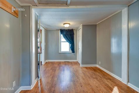 1617 7th Avenue Schenectady NY 12303