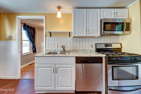 1617 7th Avenue Schenectady NY 12303