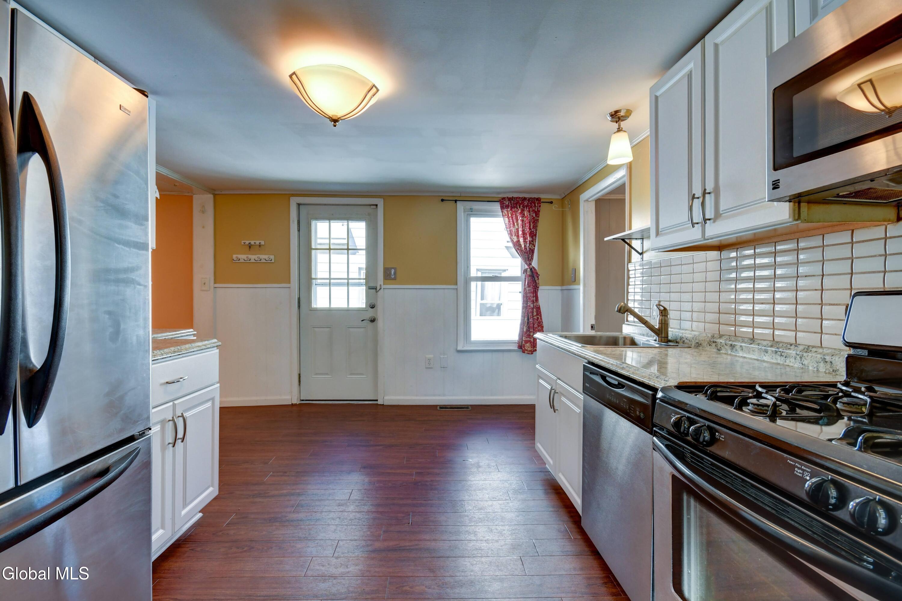 1617 7th Avenue Schenectady NY 12303