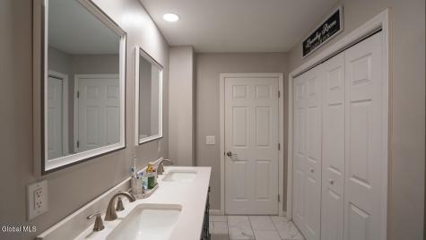 26 Glenwood Street Albany NY 12203