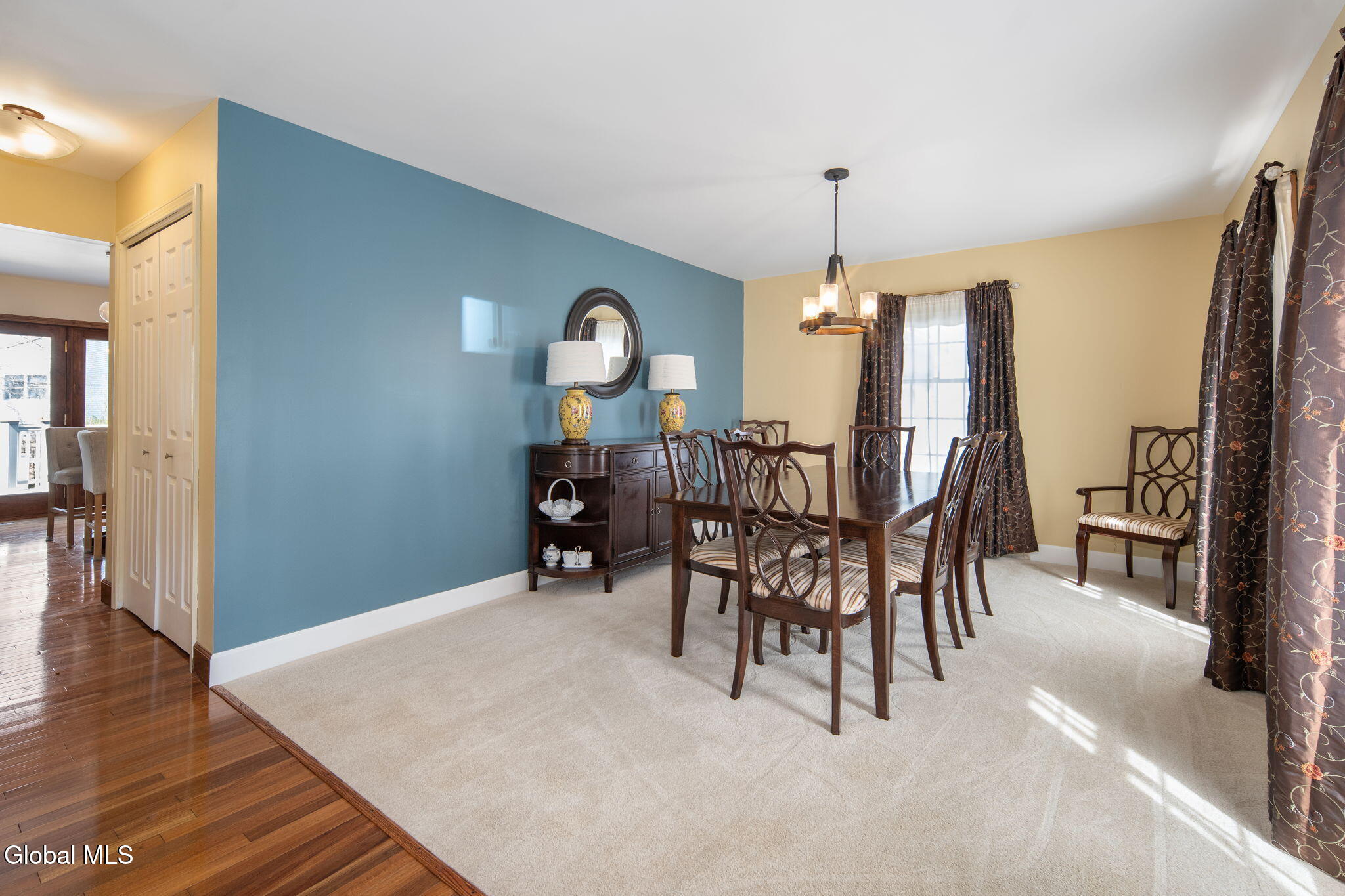18 Hiawatha Drive Clifton Park NY 12065