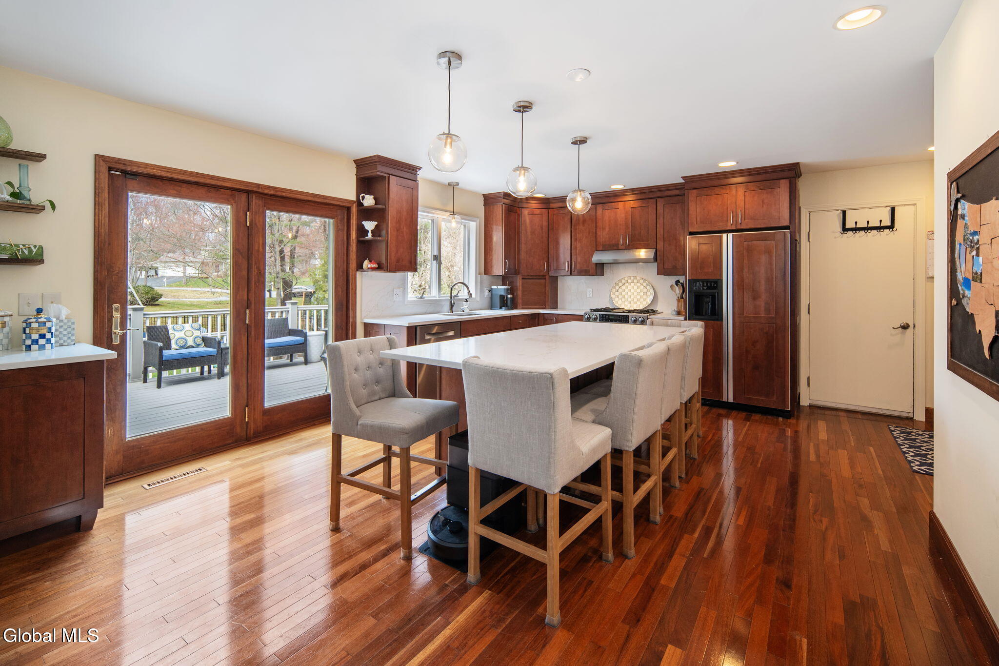 18 Hiawatha Drive Clifton Park NY 12065