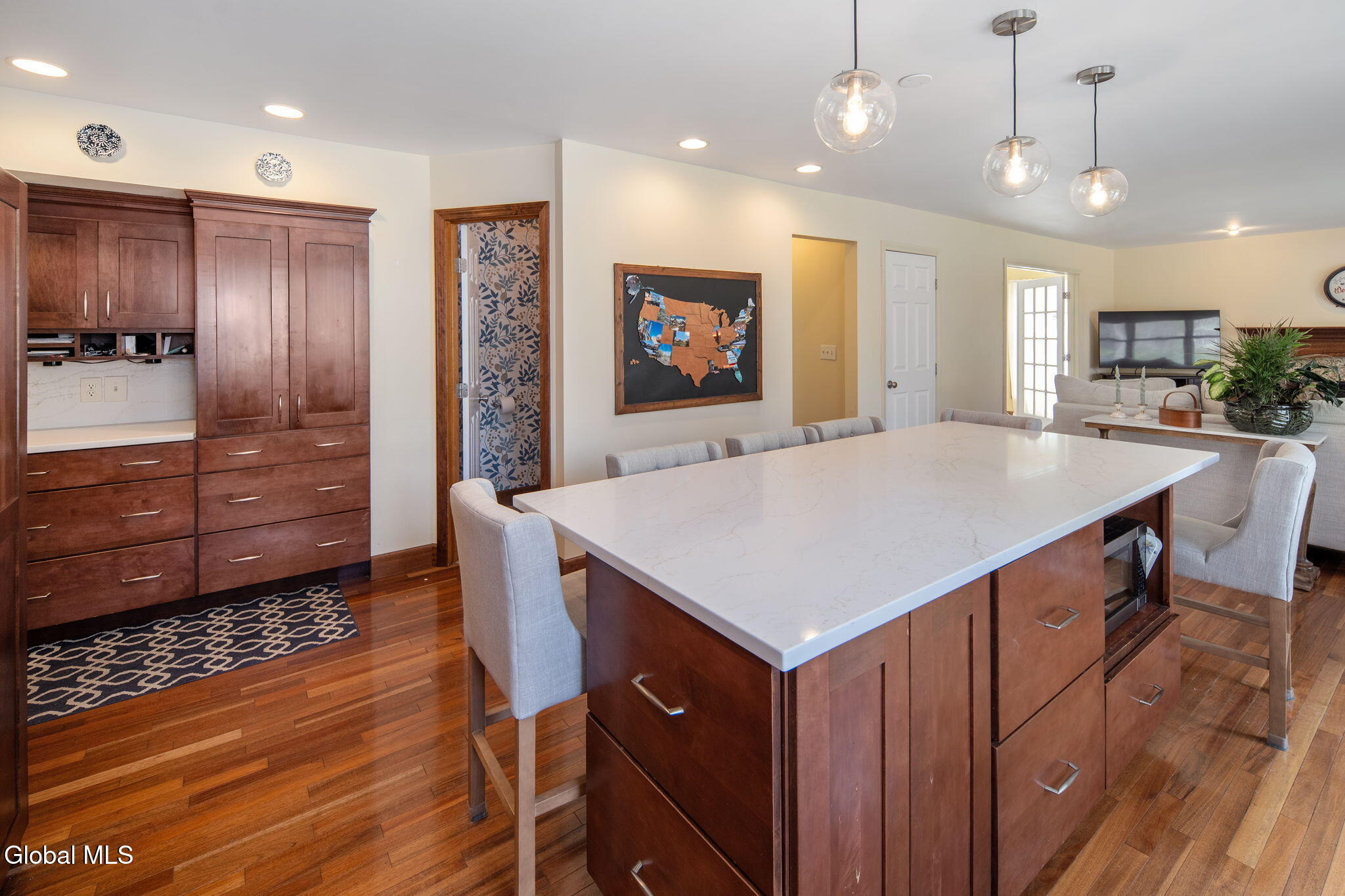 18 Hiawatha Drive Clifton Park NY 12065
