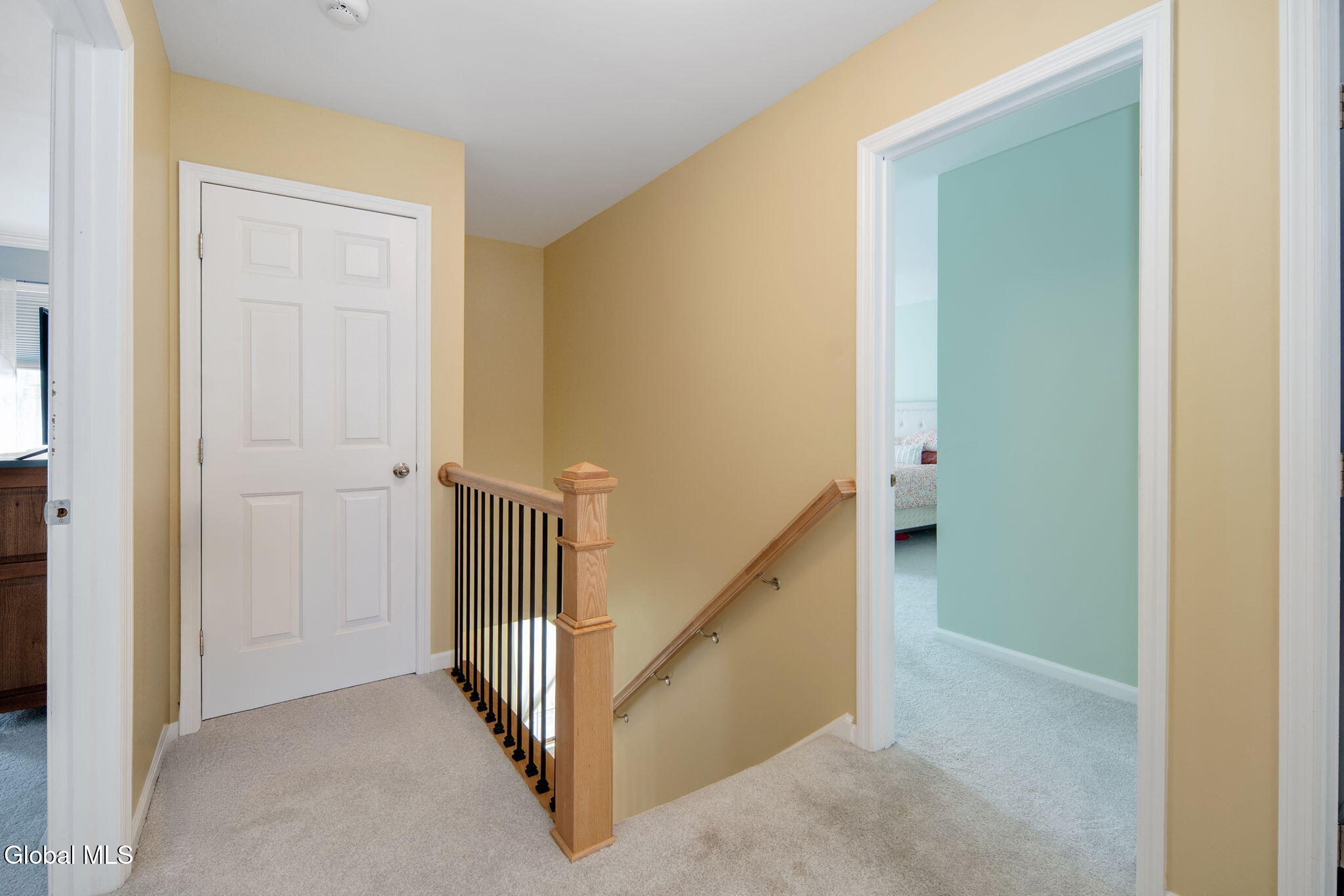18 Hiawatha Drive Clifton Park NY 12065