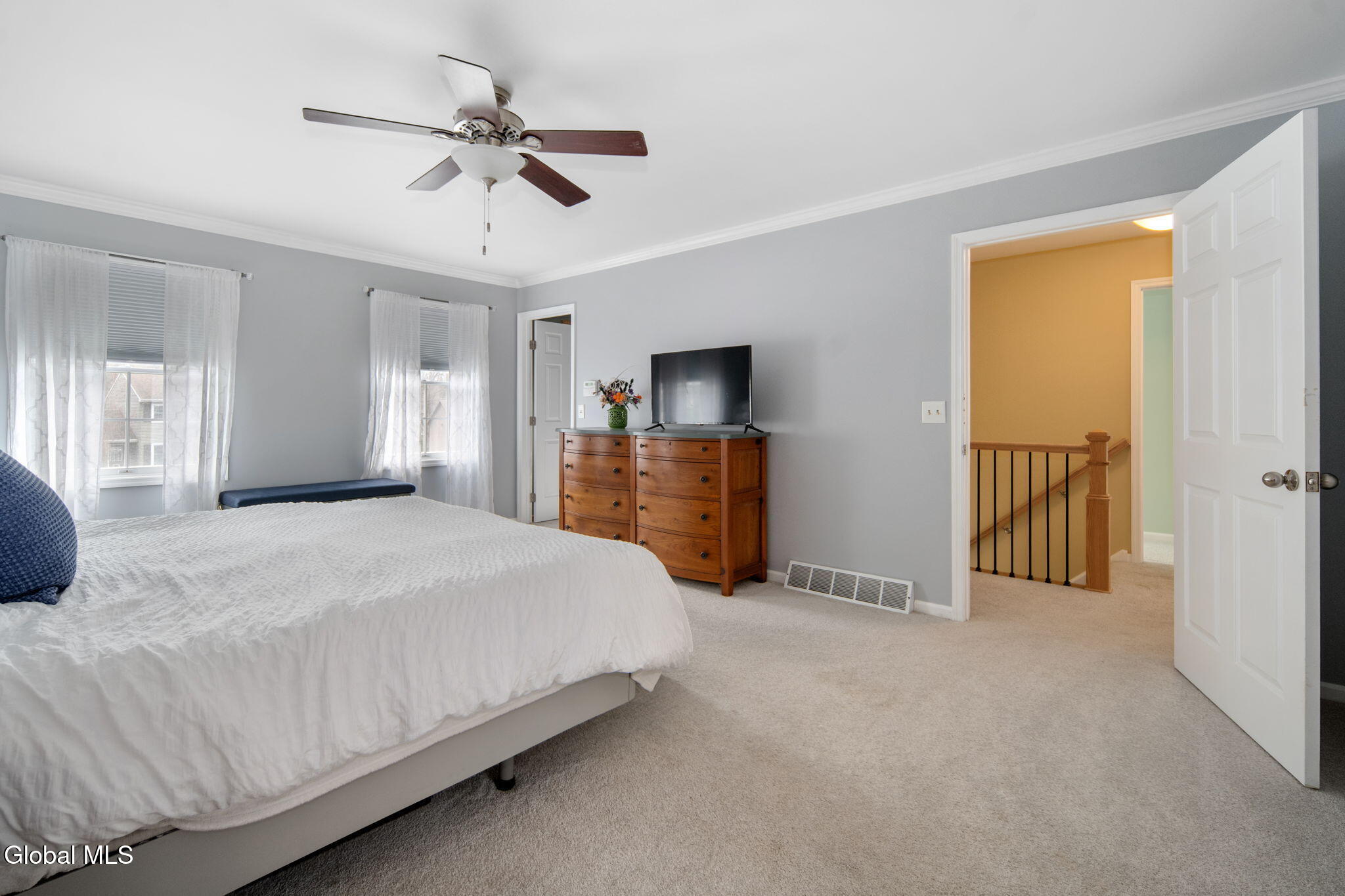 18 Hiawatha Drive Clifton Park NY 12065