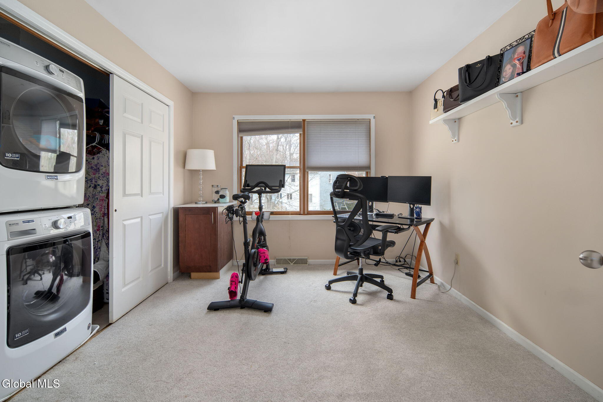 18 Hiawatha Drive Clifton Park NY 12065