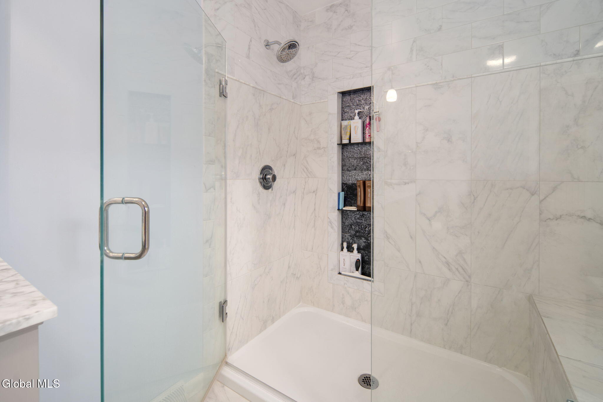 18 Hiawatha Drive Clifton Park NY 12065
