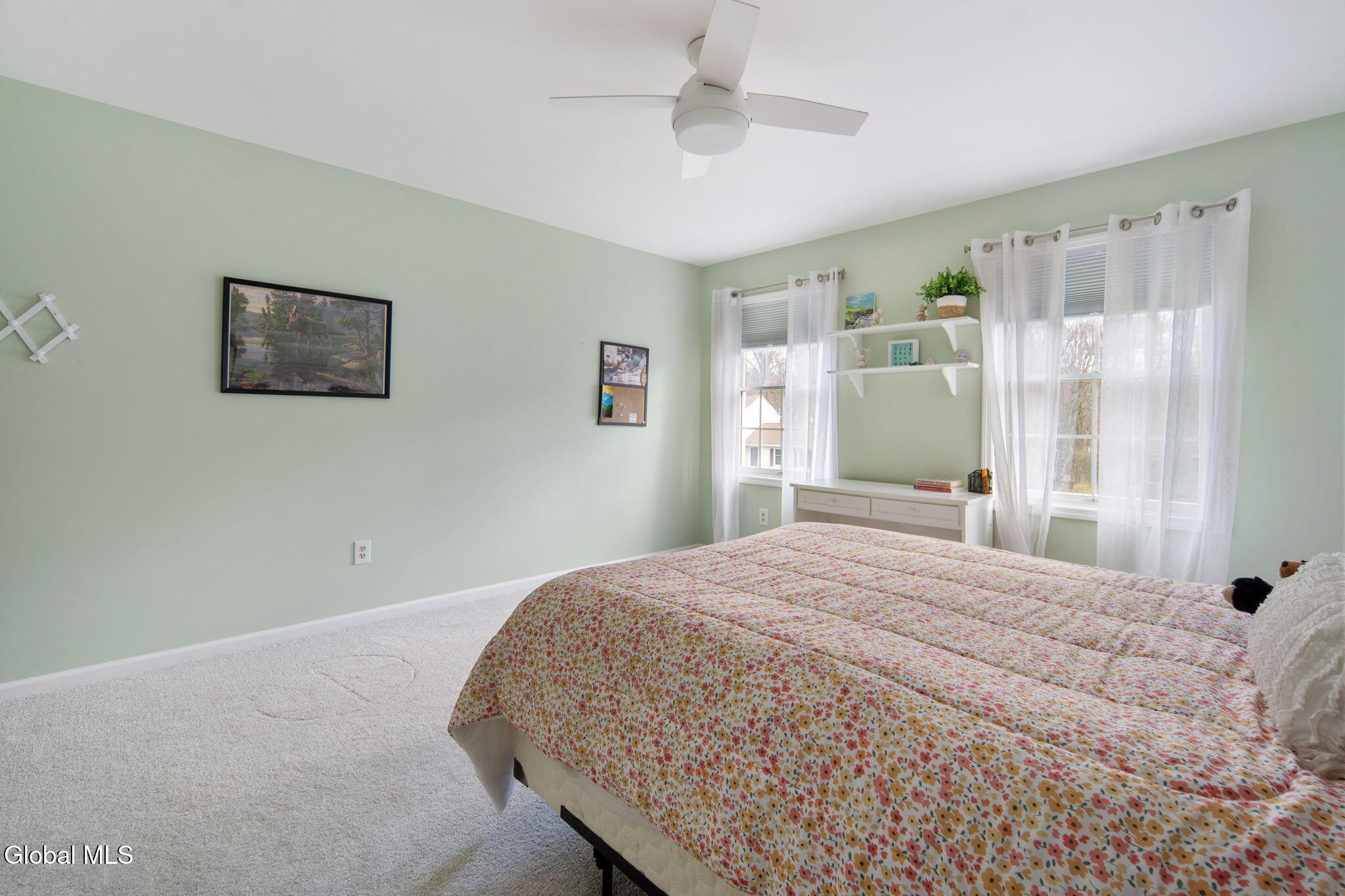 18 Hiawatha Drive Clifton Park NY 12065