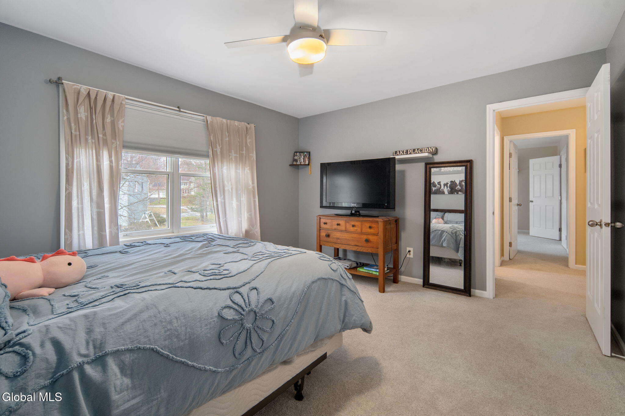 18 Hiawatha Drive Clifton Park NY 12065