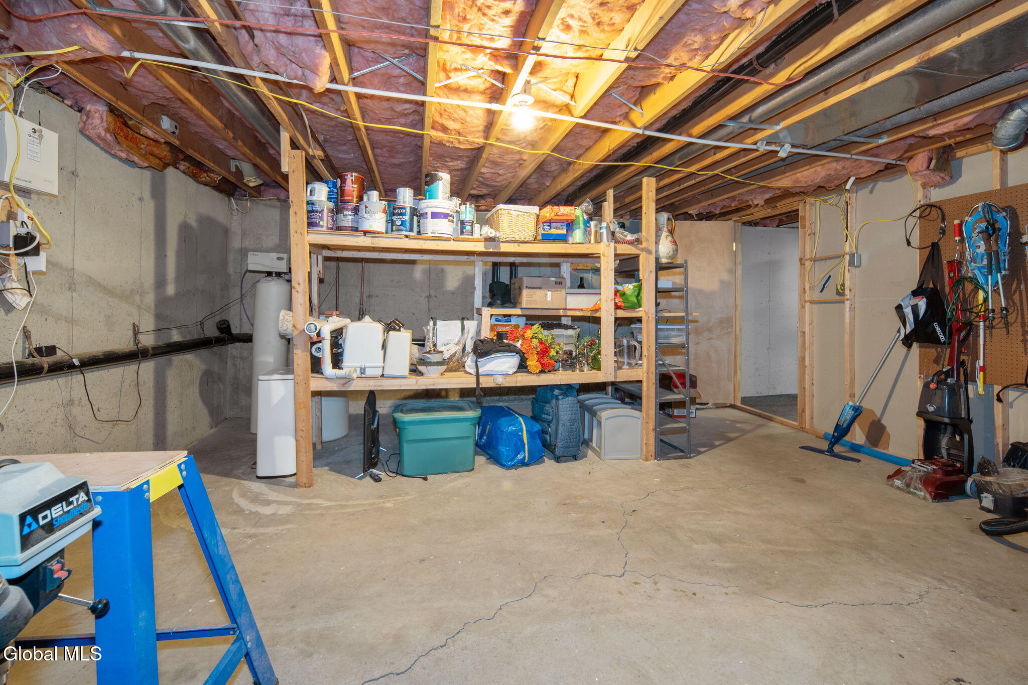 18 Hiawatha Drive Clifton Park NY 12065