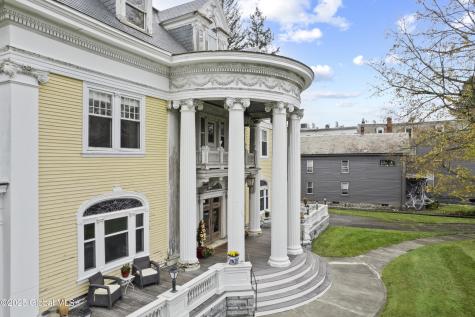 16 W Main Street Cambridge NY 12816