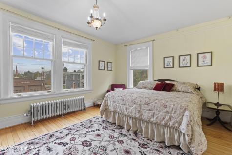 16 W Main Street Cambridge NY 12816