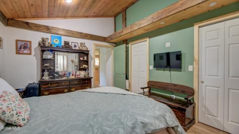 127 Little Amsterdam Road Wells NY 12190