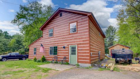 127 Little Amsterdam Road Wells NY 12190