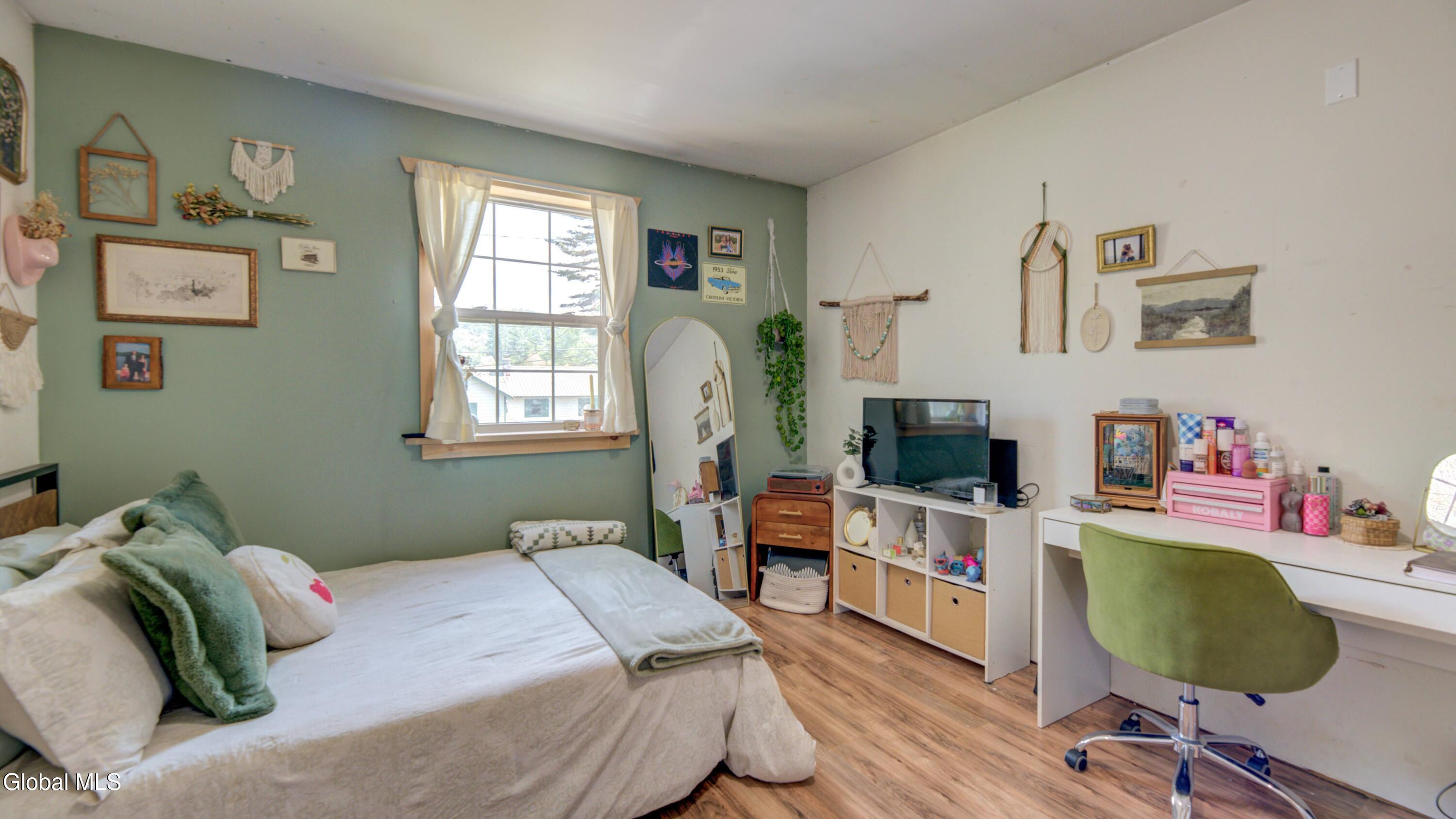 127 Little Amsterdam Road Wells NY 12190