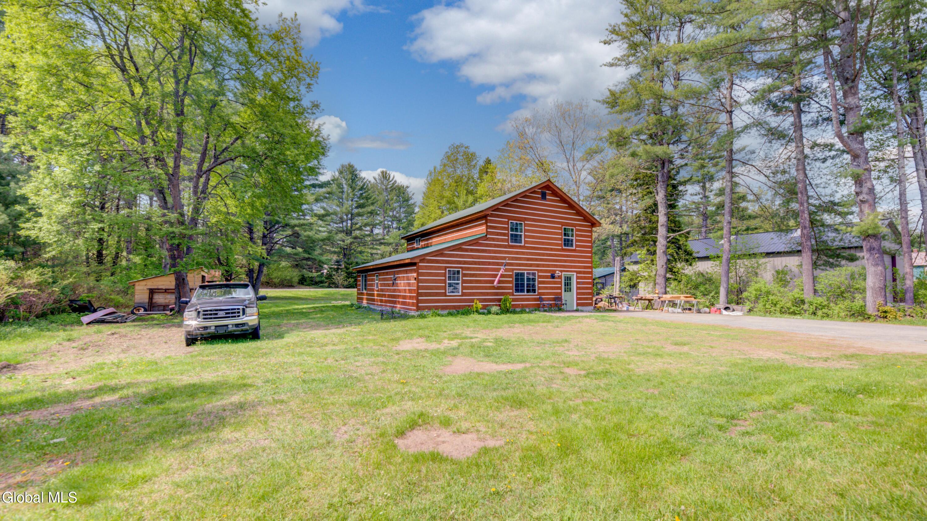 127 Little Amsterdam Road Wells NY 12190