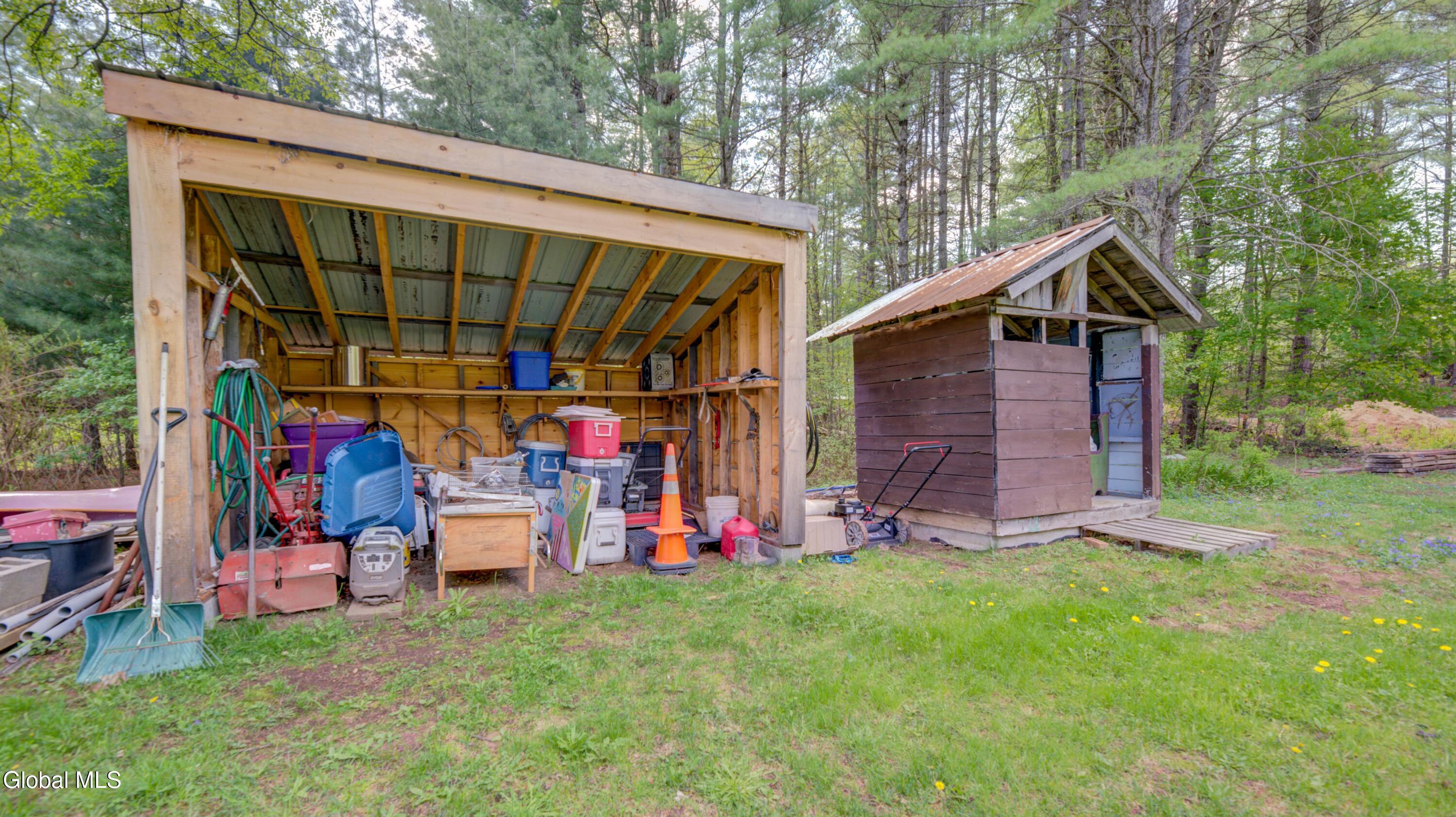 127 Little Amsterdam Road Wells NY 12190