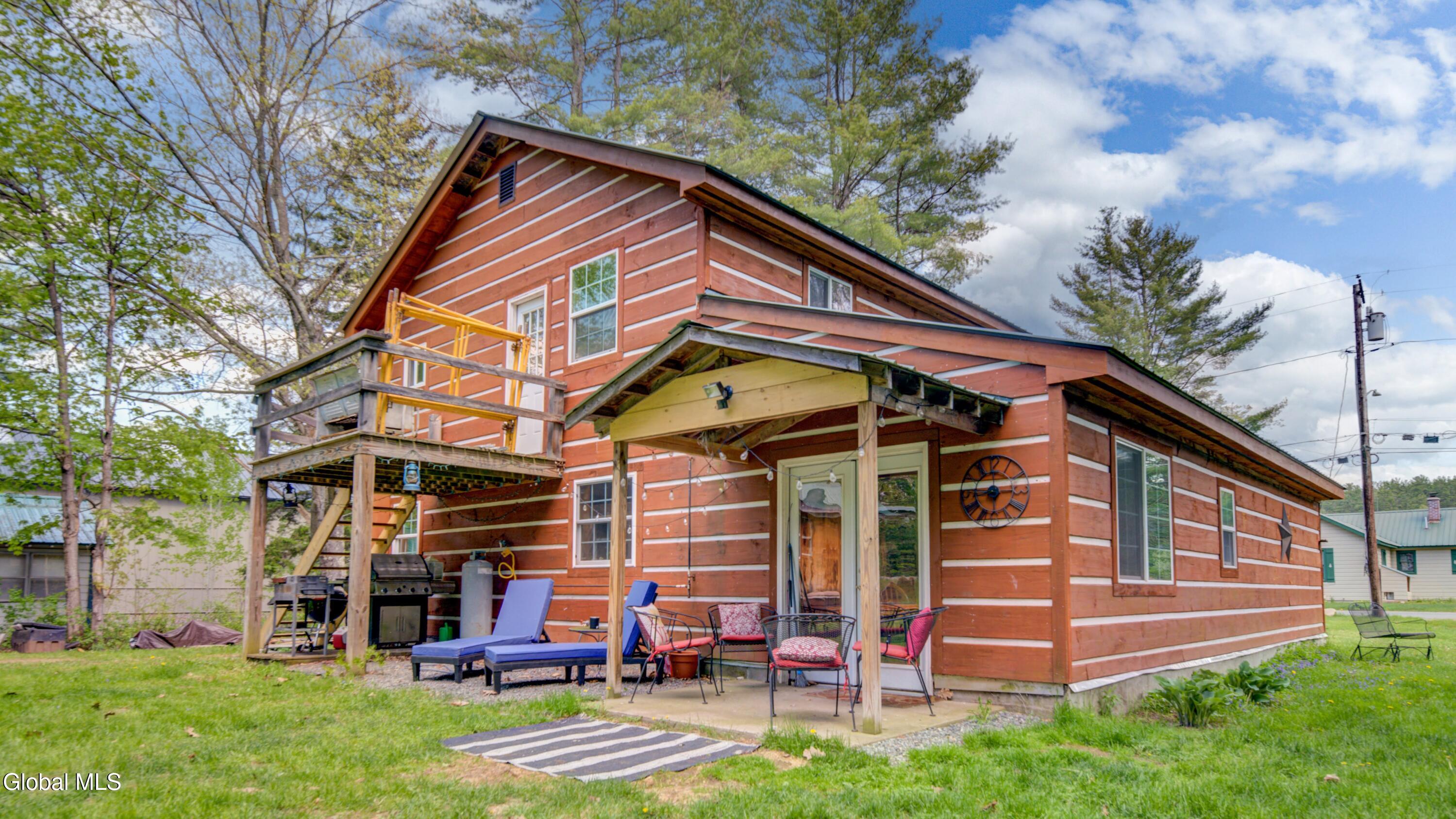 127 Little Amsterdam Road Wells NY 12190