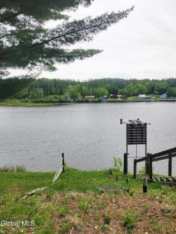 127 Little Amsterdam Road Wells NY 12190