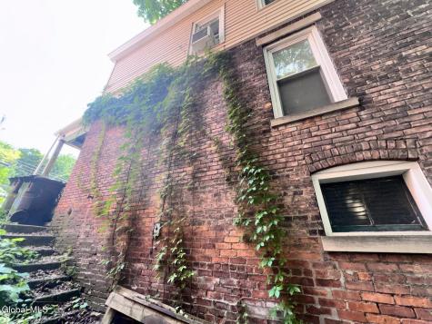 26 Oakwood Avenue Troy NY 12180