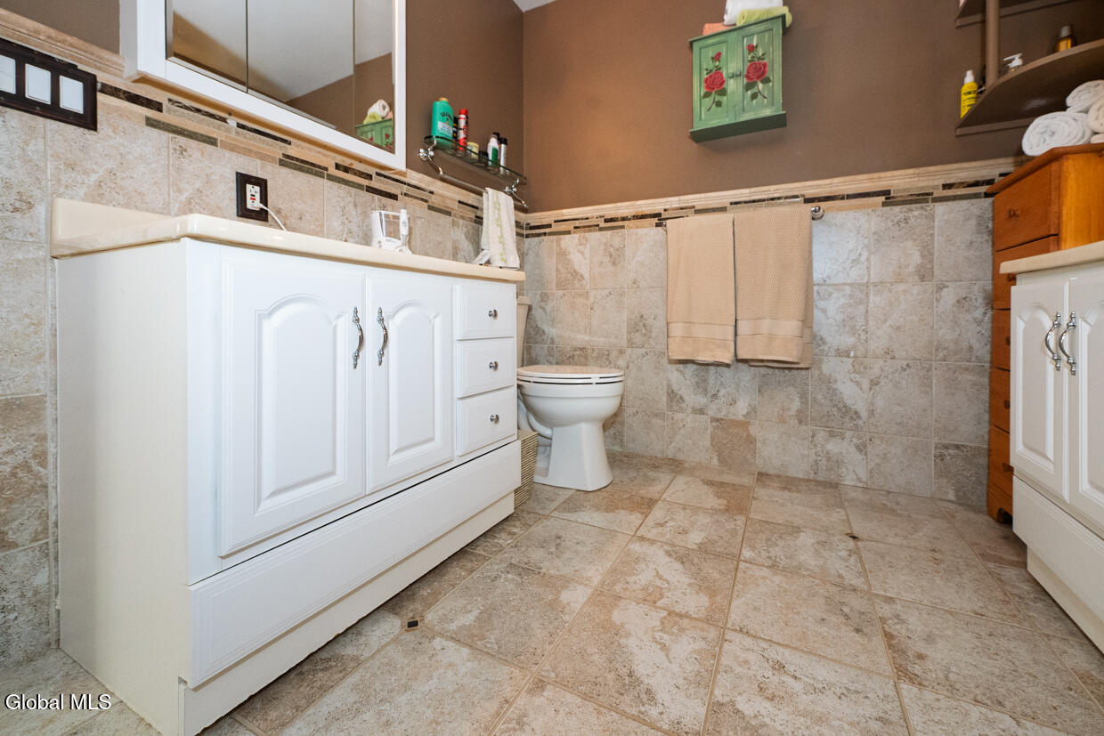 270 Forts Ferry Road Latham NY 12110