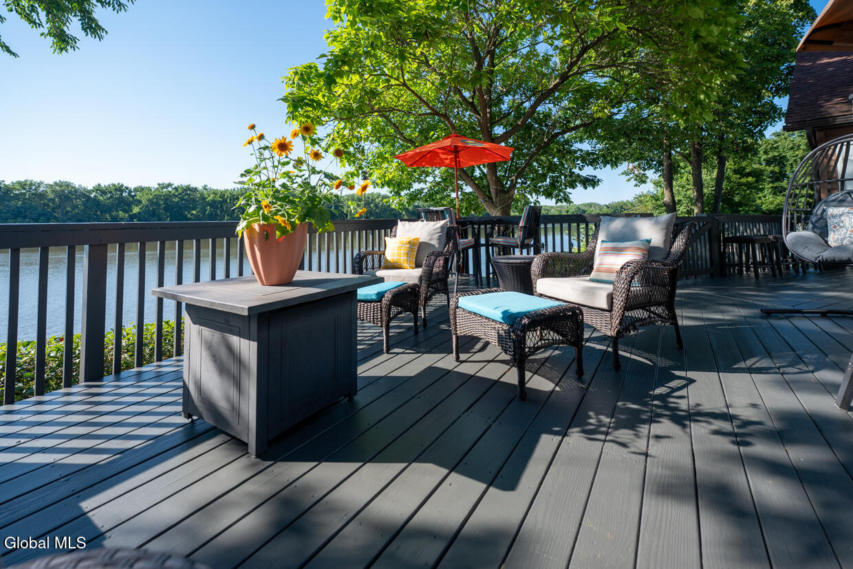 270 Forts Ferry Road Latham NY 12110