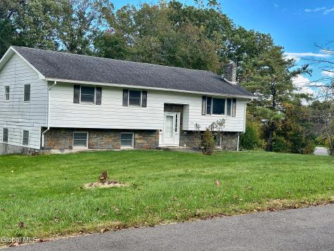 20 Hillcrest Drive Ravena NY 12143