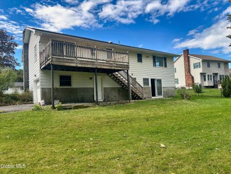 20 Hillcrest Drive Ravena NY 12143