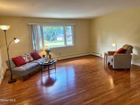 20 Hillcrest Drive Ravena NY 12143