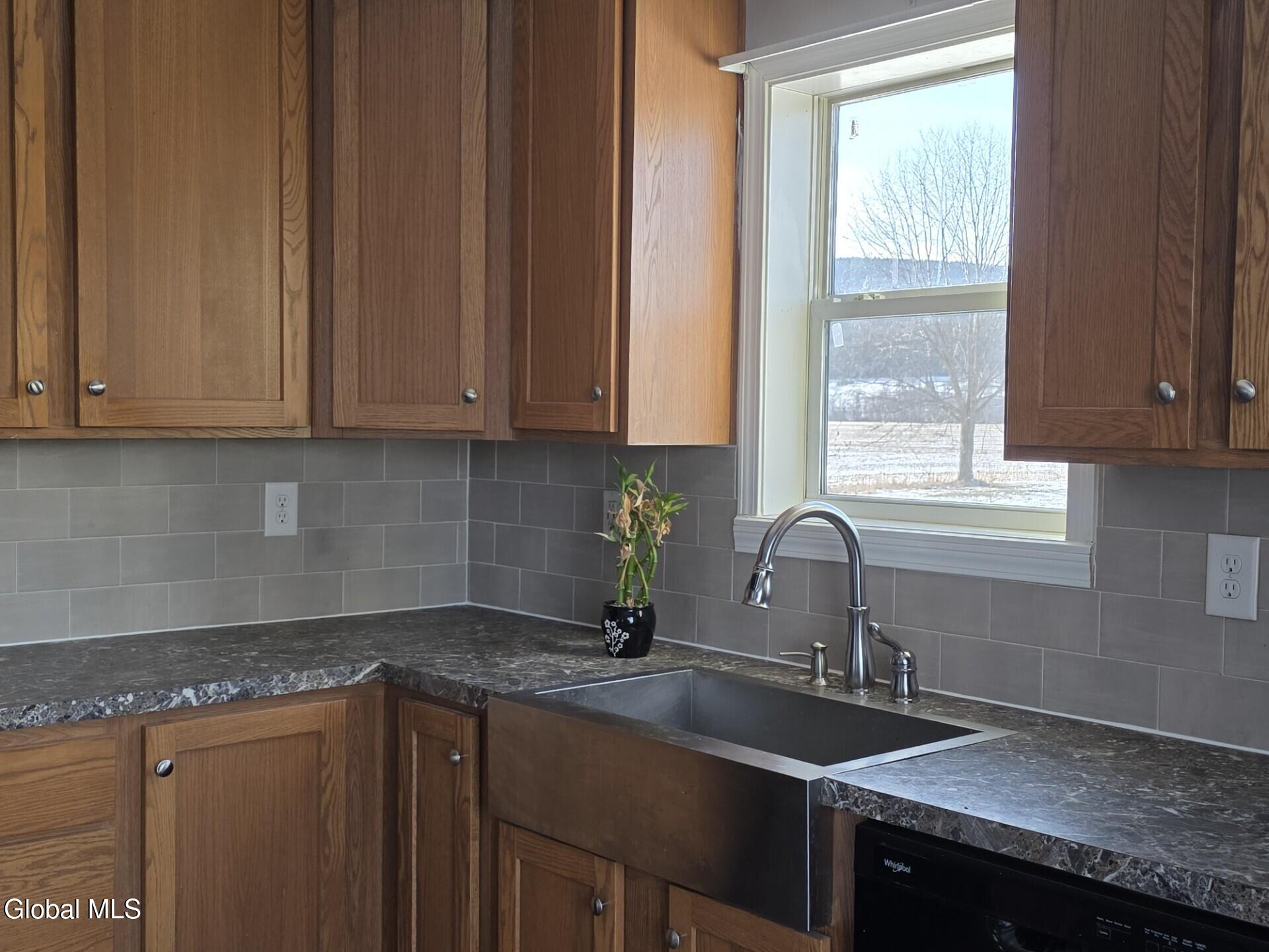175 Main Street Schoharie NY 12157