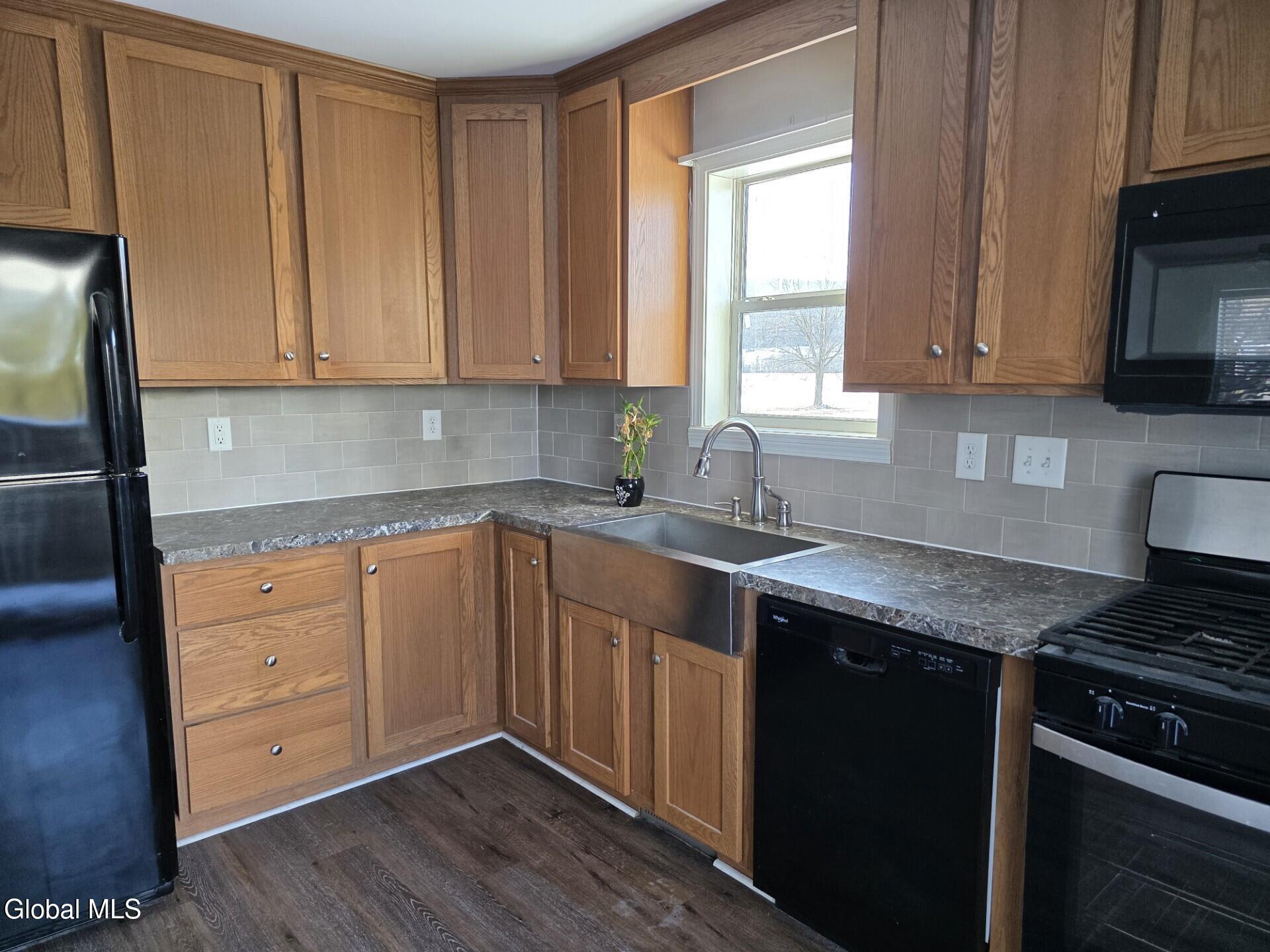 175 Main Street Schoharie NY 12157