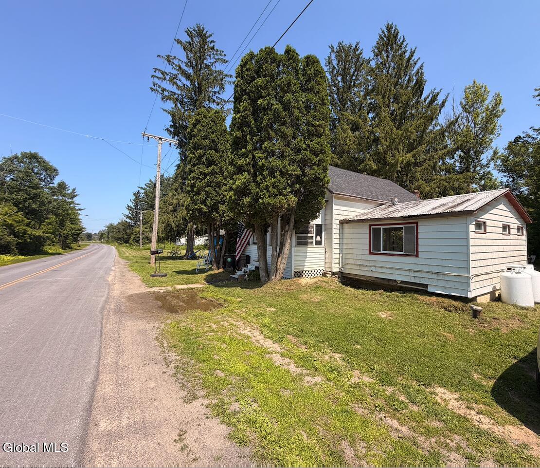 206 Rural Grove Road Root NY 12166