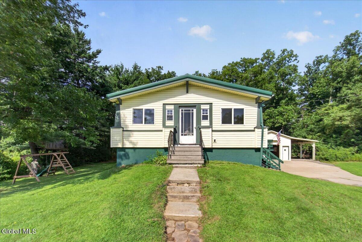 306 Parkers Corners Road Schenectady NY 12306