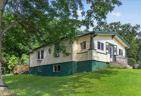 306 Parkers Corners Road Schenectady NY 12306