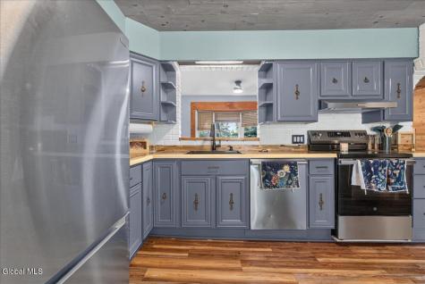 306 Parkers Corners Road Schenectady NY 12306