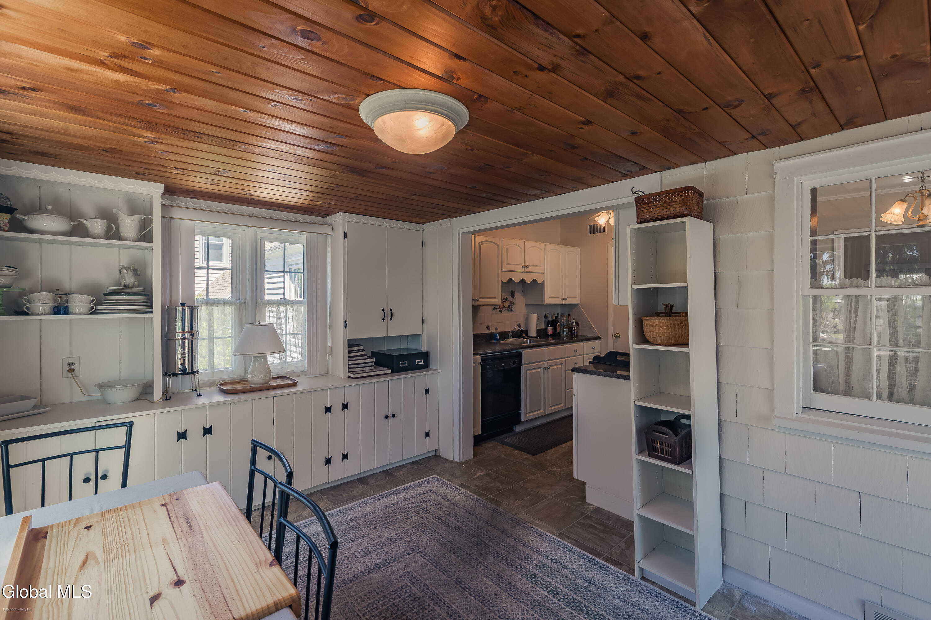 11 Wooster Street Gloversville NY 12078